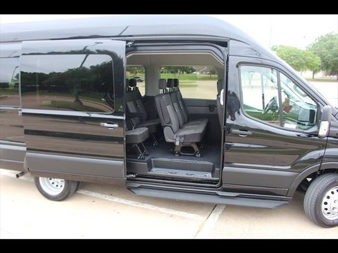Used 2024 Ford Transit 350 XLT RWD image 14