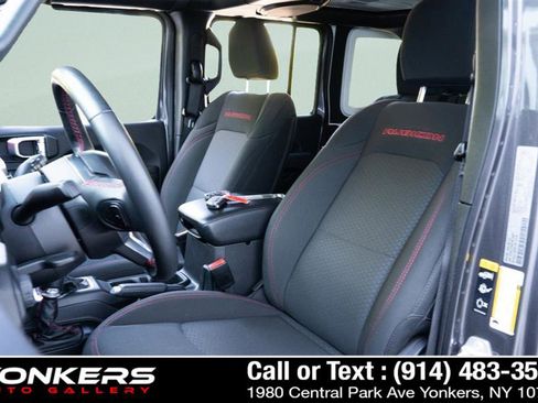 Used 2023 Jeep Wrangler Unlimited Rubicon w/ Safety Group image 45