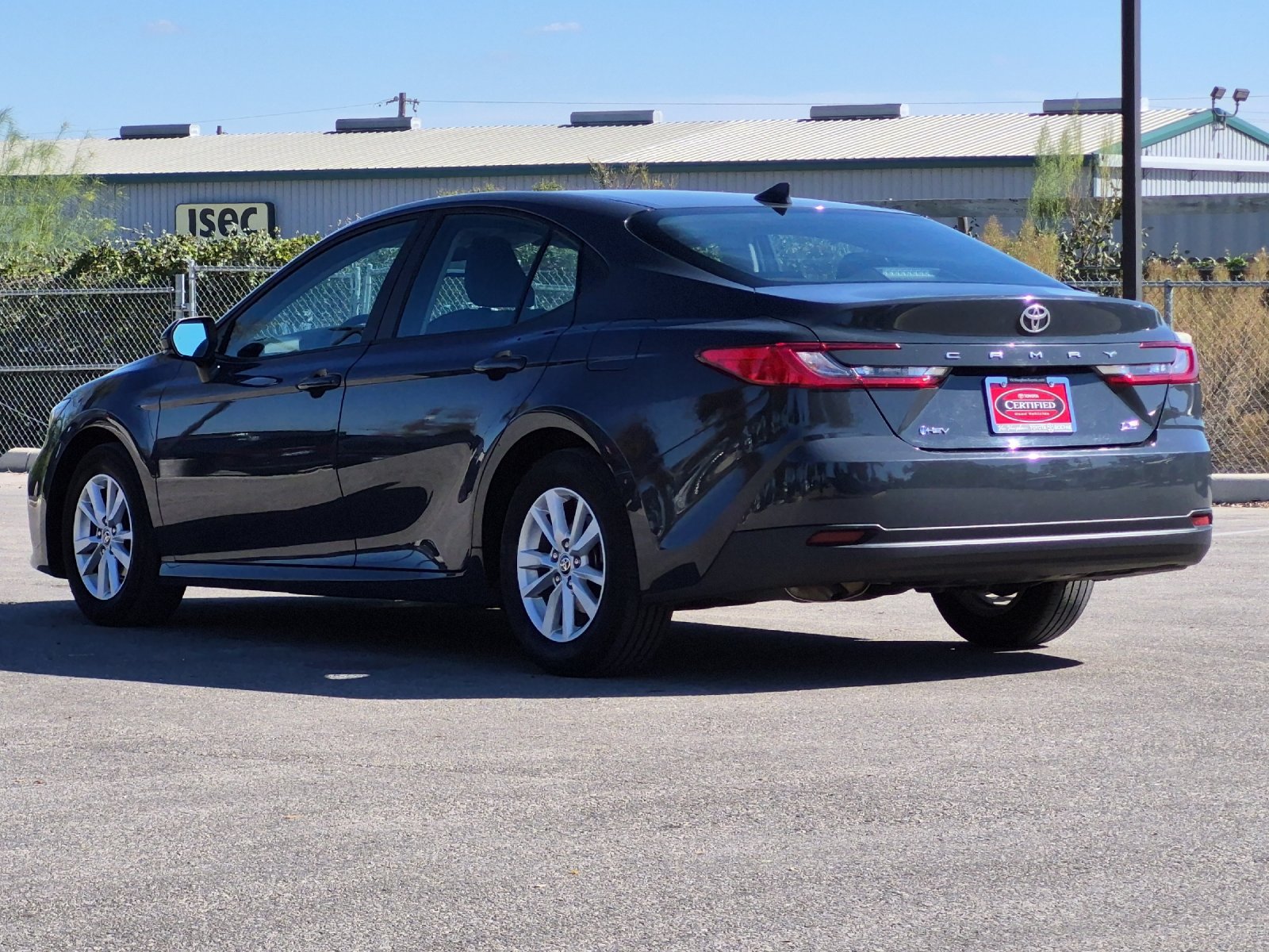 Certified 2025 Toyota Camry LE FWD image 3