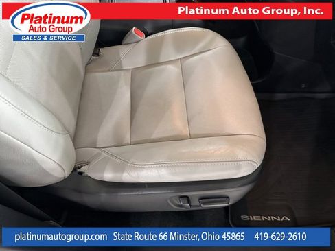 Used 2018 Toyota Sienna Limited Premium image 39