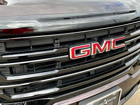 Used 2021 GMC Acadia SLT w/ Elevation Edition image 29