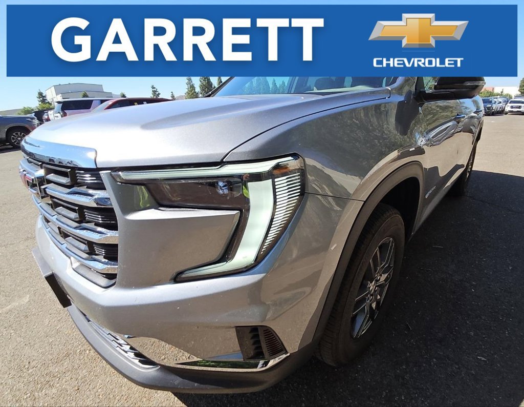 Used 2026 GMC Acadia Elevation FWD image 1