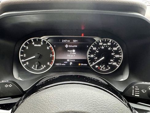 Certified 2022 Nissan Rogue SV image 29