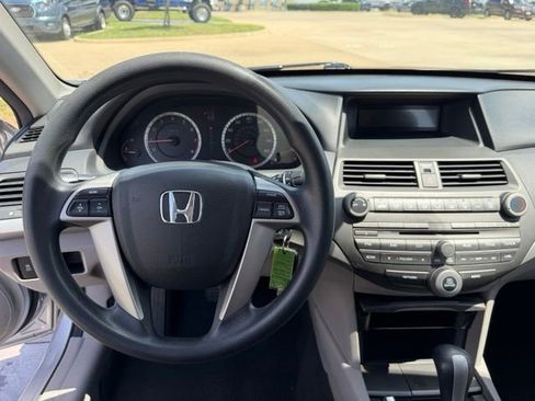 Used 2012 Honda Accord LX image 12