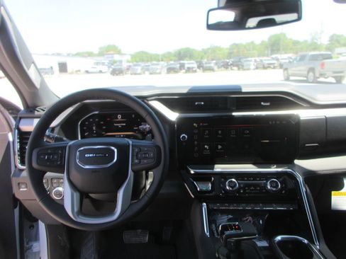 New 2026 GMC Sierra 1500 Denali AWD/4WD image 16