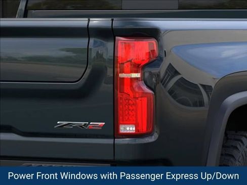 New 2026 Chevrolet Silverado 2500 ZR2 AWD/4WD image 12