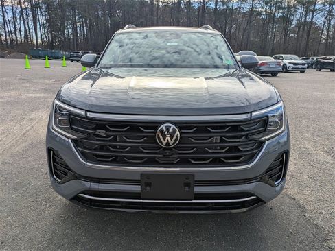 New 2026 Volkswagen Atlas SEL Premium R-Line image 9