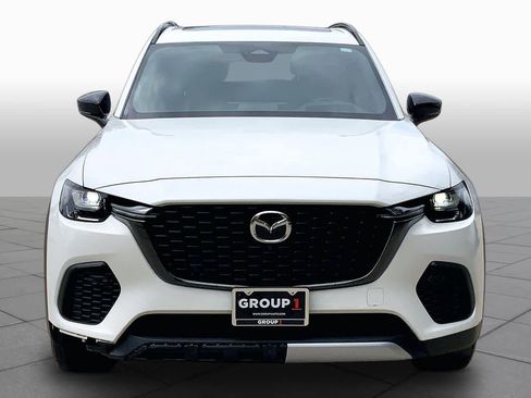 Certified 2025 MAZDA CX-70 Plug-In Hybrid w/ Premium Plus AWD/4WD image 4