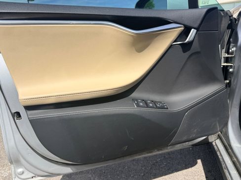 Used 2014 Tesla Model S RWD image 14