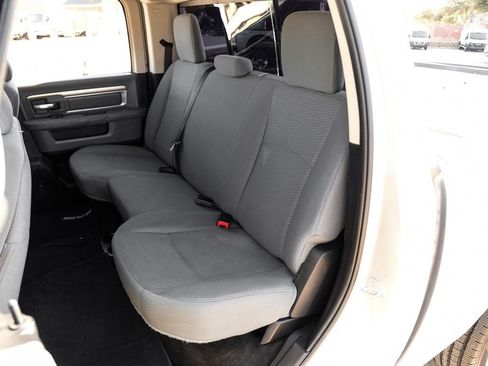 Used 2015 RAM 2500 SLT image 34