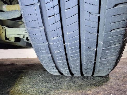 Used 2002 Buick Le Sabre Limited w/ Driver Confidence Pkg image 17