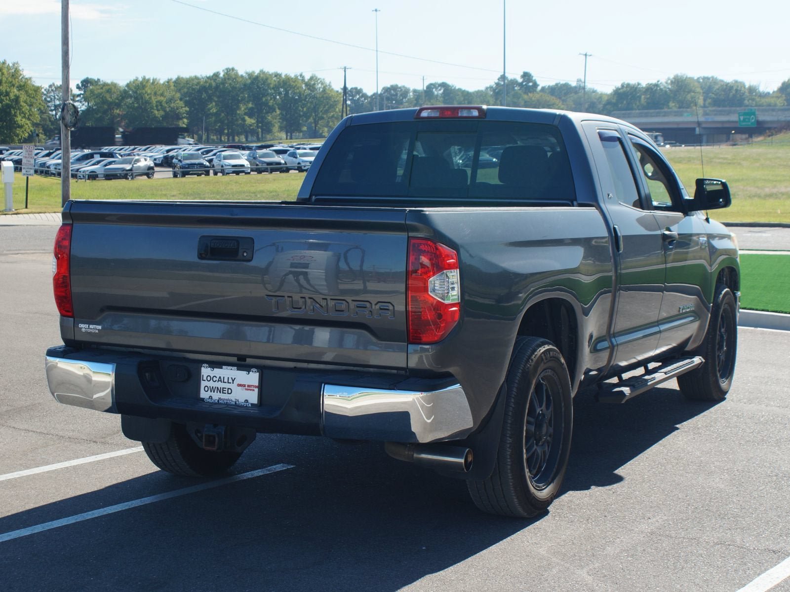 Used 2014 Toyota Tundra SR5 w/ SR5 Upgrade Package RWD image 19
