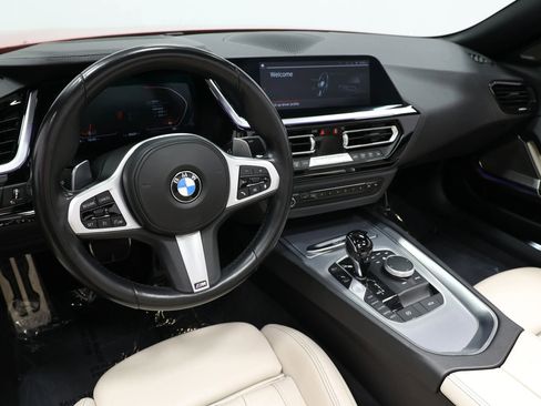 Used 2019 BMW Z4 sDrive30i w/ M Sport Package image 2