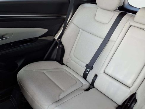 Used 2023 Hyundai Tucson Limited FWD image 15