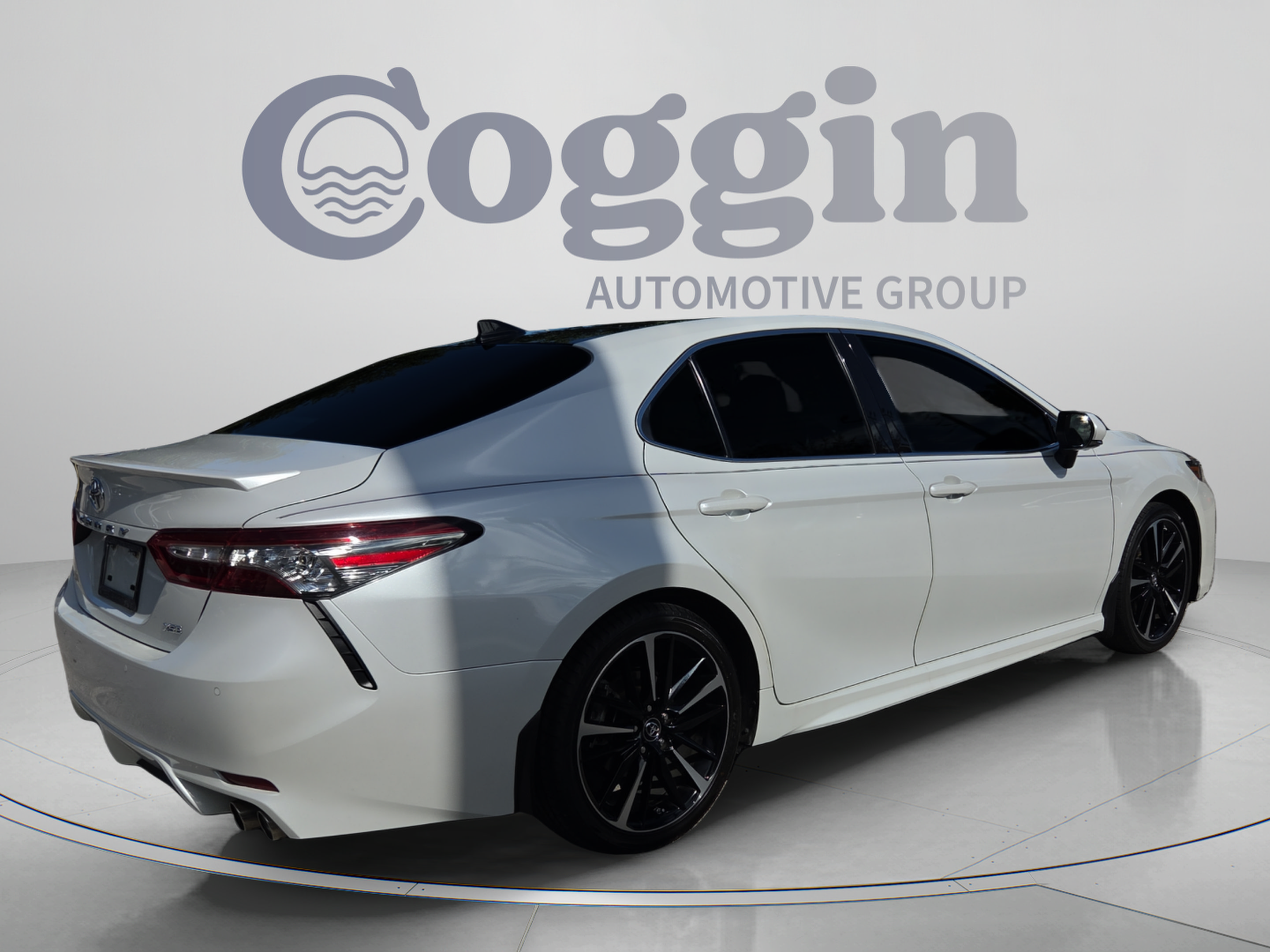 Used 2019 Toyota Camry XSE w/ Driver Assist Package FWD image 5