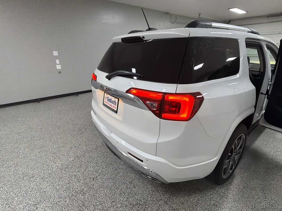 Used 2017 GMC Acadia Denali FWD image 25