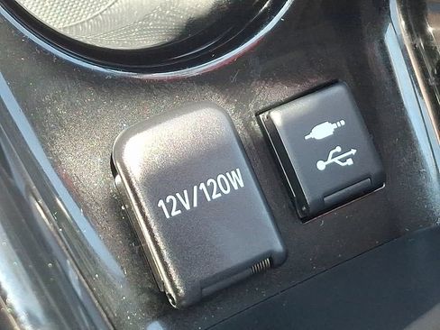 Certified 2020 Toyota Prius Prime XLE FWD image 27