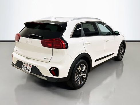 Certified 2022 Kia Niro EX Premium image 7