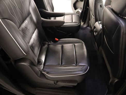 Used 2025 Buick Enclave Avenir w/ Super Cruise Package image 14