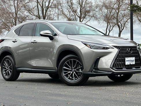 Used 2022 Lexus NX 350 AWD image 2