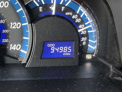 Used 2012 Toyota Camry LE image 13