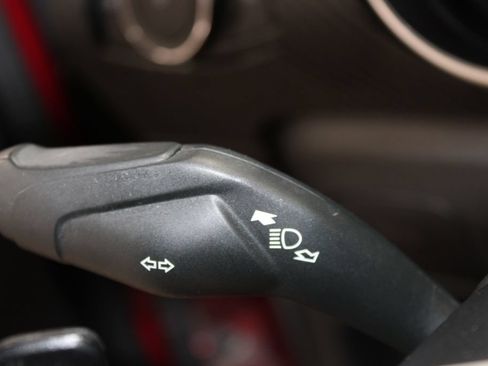 Used 2018 Ford Mustang Coupe RWD image 36