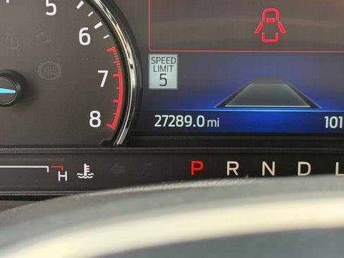 Certified 2023 Ford Explorer XLT w/ Equipment Group 202A AWD/4WD image 3