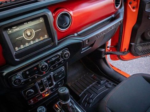 Used 2020 Jeep Wrangler Unlimited Rubicon w/ LED Lighting Group image 27