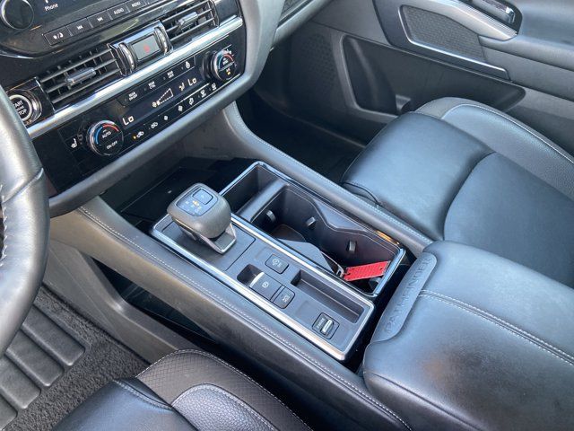 Used 2024 Nissan Pathfinder SL w/ SL Premium Package FWD image 24