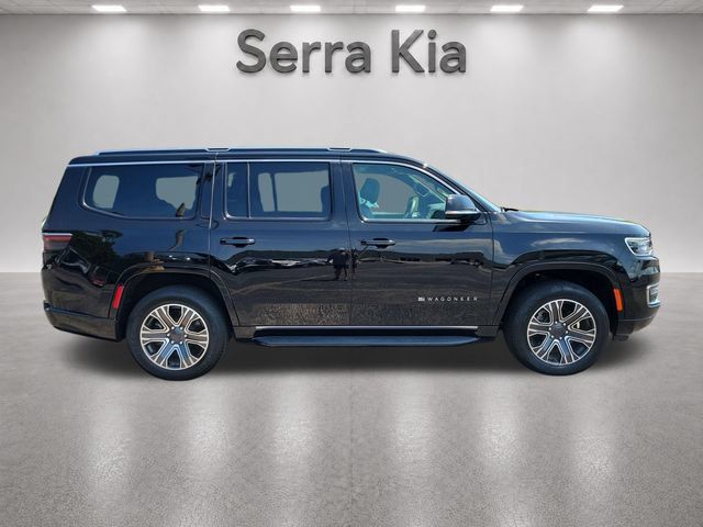 Used 2024 Jeep Wagoneer Series II w/ Flexible Seating Group RWD image 6