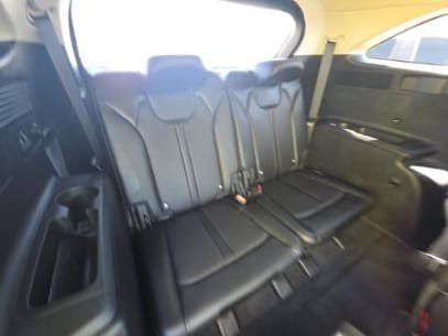 Used 2025 Kia Sorento EX w/ Panoramic Sunroof Package FWD image 17