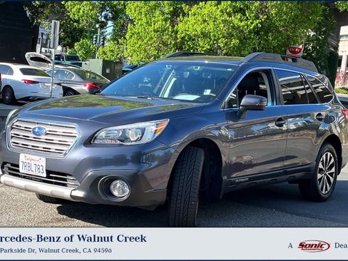 Used 2017 Subaru Outback 3.6R Limited image 1