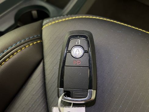 New 2025 Ford Maverick Lobo AWD/4WD image 31