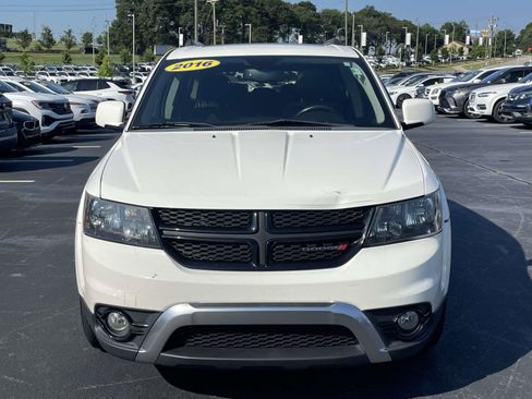 Used 2016 Dodge Journey Crossroad FWD image 2