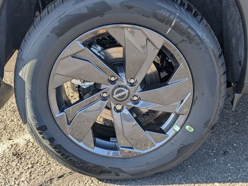 New 2026 Nissan Rogue SV image 9