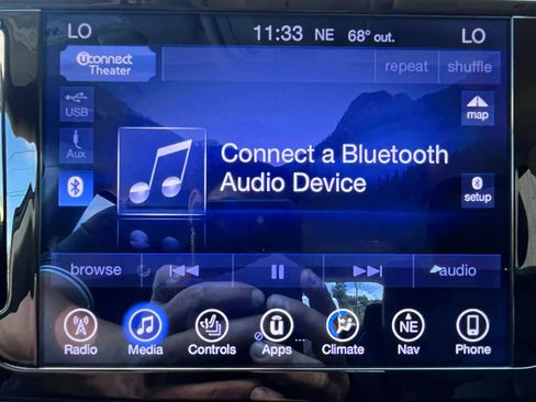 Used 2017 Chrysler Pacifica Touring-L Plus w/ Tire & Wheel Group image 26