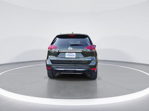 Used 2018 Nissan Rogue SV AWD/4WD image 7