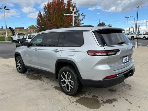 New 2025 Jeep Grand Cherokee L Limited w/ Trailer Tow Package image 9