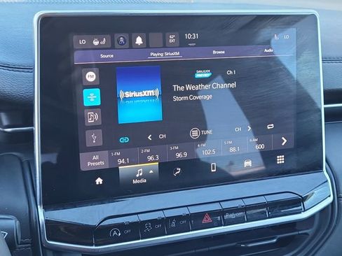 Certified 2023 Jeep Compass Limited image 12