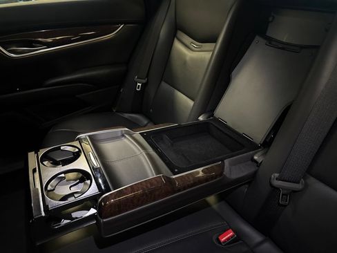 Used 2017 Cadillac XTS Luxury FWD image 23