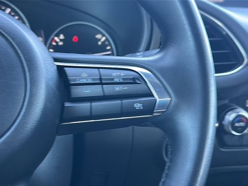 Used 2024 MAZDA MAZDA3 s image 28