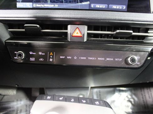 Used 2022 Kia EV6 Wind image 18