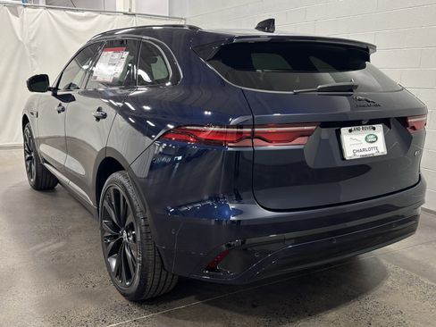New 2026 Jaguar F-PACE R-Dynamic S image 12
