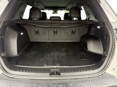 Certified 2025 Chevrolet Equinox ACTIV w/ Safety and Technology Package image 19