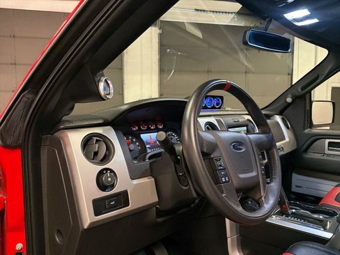 Used 2014 Ford F150 Raptor w/ Equipment Group 801A Luxury AWD/4WD image 20