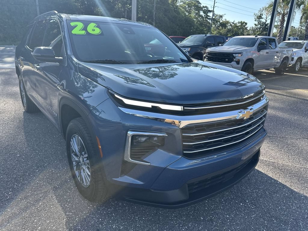 Used 2026 Chevrolet Traverse LT FWD image 10