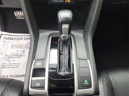 Used 2020 Honda Civic Touring image 12