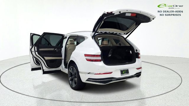 Used 2025 Genesis GV80 2.5T Prestige AWD/4WD image 16