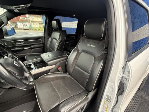 Used 2020 RAM 1500 Laramie w/ Night Edition image 9