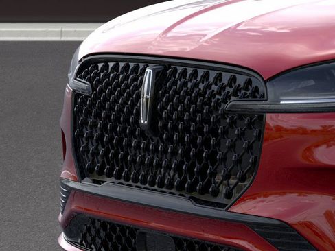 New 2026 Lincoln Aviator AWD w/ Jet Appearance Package image 17